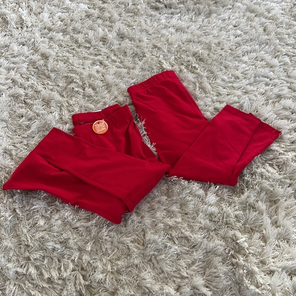 NWT Holiday Girls Bundle ❤️💚 - Picture 7 of 7